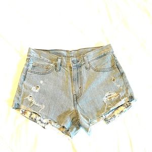 Levi’s jean shorts nwot